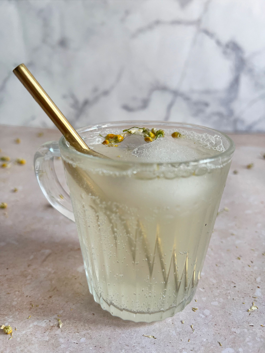 Sparkling Chamomile Lemonade 🌼🍋💛